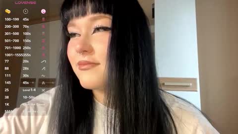 Eva online show from 11/02/25, 10:06