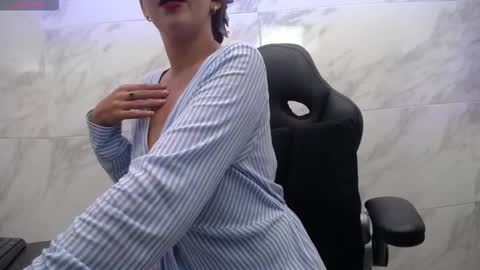 Snapshot of kyra_jeet chatting on 03/19/26, 12:20 Kyra online show from 03/19/26, 12:20