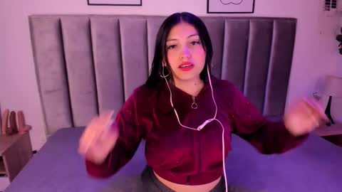 Emily  Laila  online show from 10/28/25, 12:09
