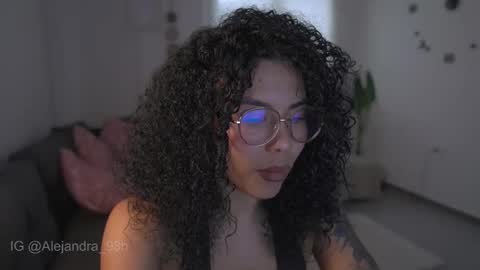 Snapshot of kyria__1 chatting on 01/08/26, 10:34 schedule 300 pm - 1100pm colombia time online show from 01/08/26, 10:34