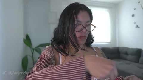 Snapshot of kyria__1 chatting on 03/06/26, 08:27 schedule 300 pm - 1100pm colombia time online show from 03/06/26, 08:27