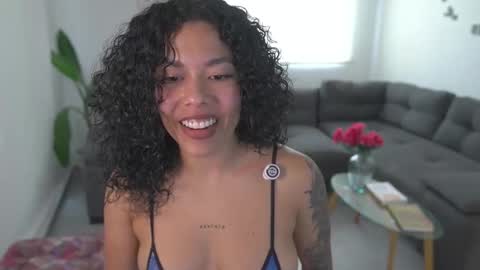 Snapshot of kyria__1 chatting on 03/15/26, 04:02 schedule 300 pm - 1100pm colombia time online show from 03/15/26, 04:02