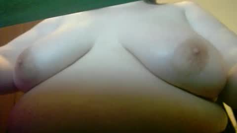 kyrradavis online show from 10/22/25, 07:57