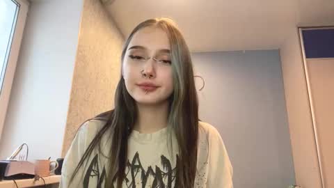 Snapshot of kyungsolman chatting on 12/21/25, 10:44 kyungsolman online show from 12/21/25, 10:44