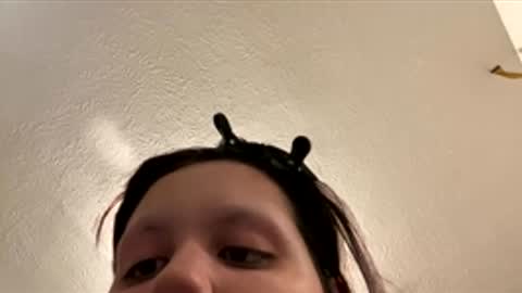 Snapshot of l1lybaby chatting on 02/01/26, 01:09 Lily online show from 02/01/26, 01:09