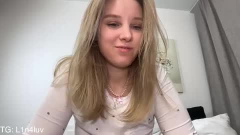 Snapshot of l1n4luv chatting on 03/05/26, 04:47 lina online show from 03/05/26, 04:47