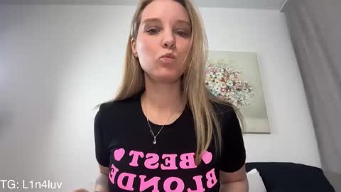 Snapshot of l1n4luv chatting on 03/14/26, 05:18 lina online show from 03/14/26, 05:18