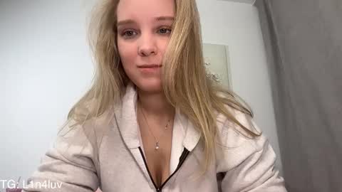 Snapshot of l1n4luv chatting on 03/19/26, 02:32 lina online show from 03/19/26, 02:32