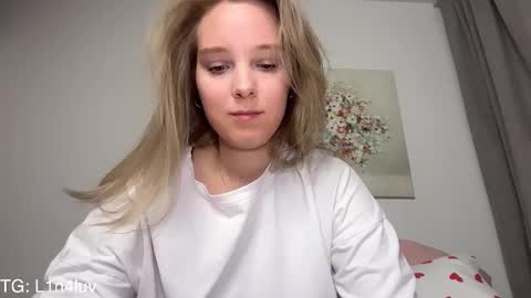 Snapshot of l1n4luv chatting on 03/23/26, 04:55 lina online show from 03/23/26, 04:55