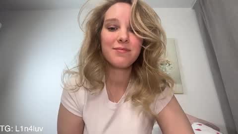 Snapshot of l1n4luv chatting on 03/24/26, 05:18 lina online show from 03/24/26, 05:18