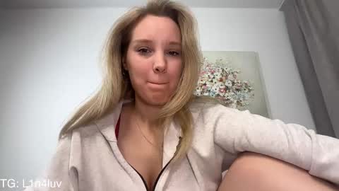 Snapshot of l1n4luv chatting on 03/25/26, 06:03 lina online show from 03/25/26, 06:03