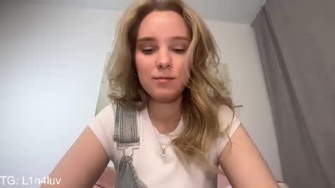 Snapshot of l1n4luv chatting on 03/26/26, 04:12 lina online show from 03/26/26, 04:12