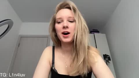 Snapshot of l1n4luv chatting on 03/29/26, 02:17 lina online show from 03/29/26, 02:17