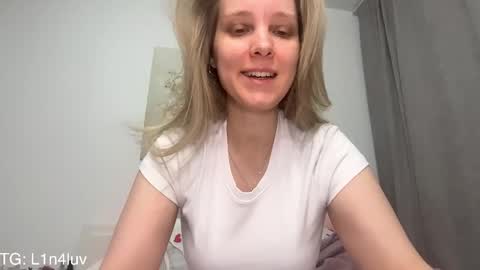 Snapshot of l1n4luv chatting on 04/21/26, 01:18 lina online show from 04/21/26, 01:18