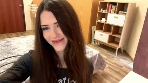 Snapshot of l1sa_bun chatting on 05/24/26, 03:28 Alice online show from 05/24/26, 03:28