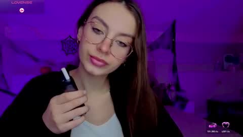 Margo  online show from 11/02/25, 08:33