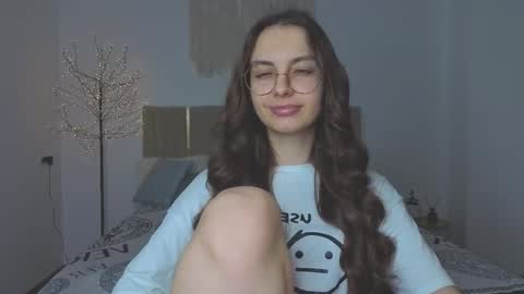 Margo  online show from 12/05/25, 01:52