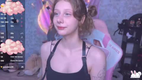 Snapshot of l1ttlekiki chatting on 06/07/26, 03:05 Sara online show from 06/07/26, 03:05