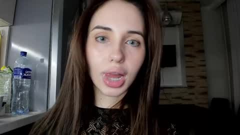 Malika online show from 03/06/25, 01:16