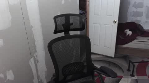 Snapshot of l1v1nth3dr3am chatting on 09/15/25, 07:58 l1v1nth3dr3am online show from 09/15/25, 07:58