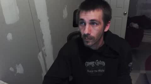 Snapshot of l1v1nth3dr3am chatting on 09/16/25, 08:37 l1v1nth3dr3am online show from 09/16/25, 08:37