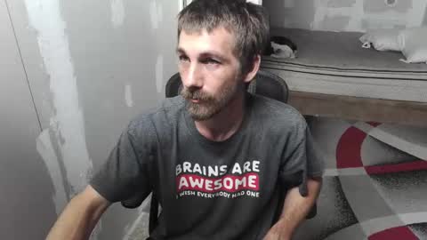 Snapshot of l1v1nth3dr3am chatting on 10/05/25, 03:05 l1v1nth3dr3am online show from 10/05/25, 03:05