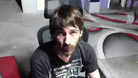 Snapshot of l1v1nth3dr3am chatting on 03/12/26, 05:57 l1v1nth3dr3am online show from 03/12/26, 05:57