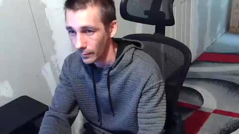 Snapshot of l1v1nth3dr3am chatting on 05/01/26, 01:05 l1v1nth3dr3am online show from 05/01/26, 01:05