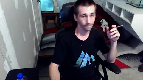 Snapshot of l1v1nth3dr3am chatting on 05/05/26, 03:14 l1v1nth3dr3am online show from 05/05/26, 03:14