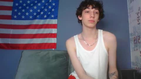 Snapshot of l8199 chatting on 03/20/26, 02:11 liam online show from 03/20/26, 02:11