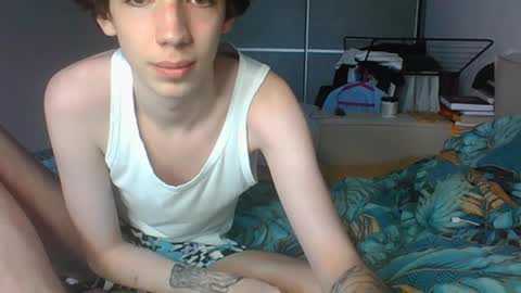 Snapshot of l8199 chatting on 05/26/26, 05:20 liam online show from 05/26/26, 05:20
