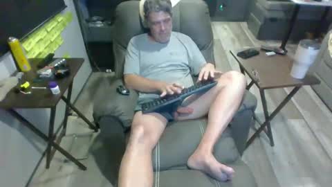 l8tniter online show from 10/30/25, 12:56