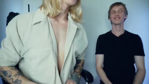 Snapshot of l_adonis_l chatting on 10/03/25, 07:05 Adonis online show from 10/03/25, 07:05