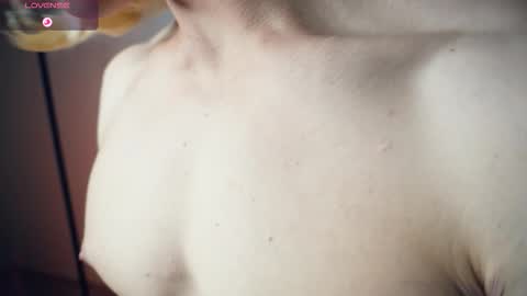 Snapshot of l_adonis_l chatting on 10/29/25, 06:04 Adonis online show from 10/29/25, 06:04