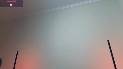 Snapshot of l_adonis_l chatting on 11/09/25, 06:12 Adonis online show from 11/09/25, 06:12