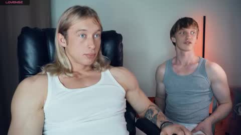 Snapshot of l_adonis_l chatting on 12/05/25, 07:06 Adonis online show from 12/05/25, 07:06