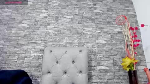 la_indiia online show from 12/13/24, 11:34