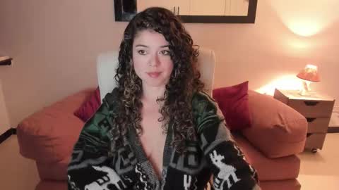 Snapshot of la_leonaaa chatting on 12/04/25, 02:54 Jazmin online show from 12/04/25, 02:54