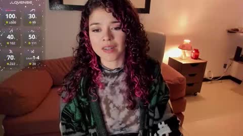Snapshot of la_leonaaa chatting on 06/11/26, 02:22 Jazmin online show from 06/11/26, 02:22