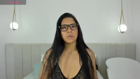 Victoria  online show from 02/15/25, 08:01