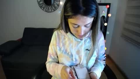 Catalina online show from 11/28/25, 02:03