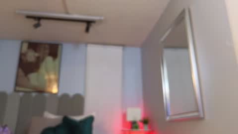 Snapshot of laady_brownn chatting on 01/09/25, 11:36 Cris  online show from 01/09/25, 11:36