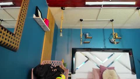 Cris  online show from 11/07/25, 11:10