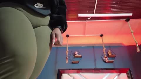 Snapshot of laady_brownn chatting on 01/16/26, 11:25 Cris online show from 01/16/26, 11:25