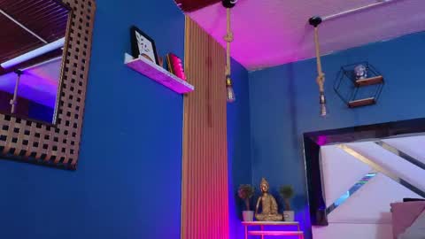 Snapshot of laady_brownn chatting on 04/18/26, 11:36 Cris online show from 04/18/26, 11:36