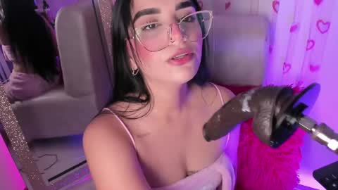 Snapshot of laana_foxx chatting on 04/24/26, 11:07 lana foxx Model independient online show from 04/24/26, 11:07
