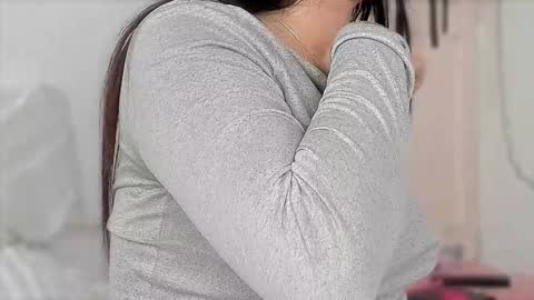 Lau online show from 10/17/25, 02:52