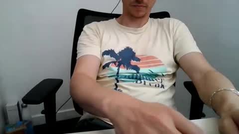 Snapshot of labelette007 chatting on 05/28/26, 12:57 labelette007 online show from 05/28/26, 12:57