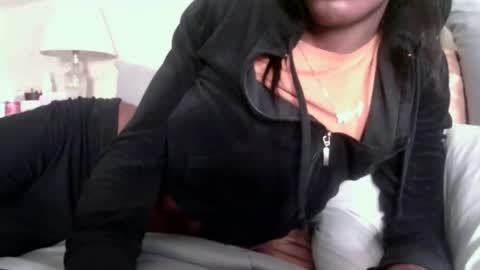 Bella online show from 12/16/24, 07:54