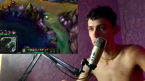 Snapshot of labour_guy chatting on 03/05/25, 09:59 Marco online show from 03/05/25, 09:59